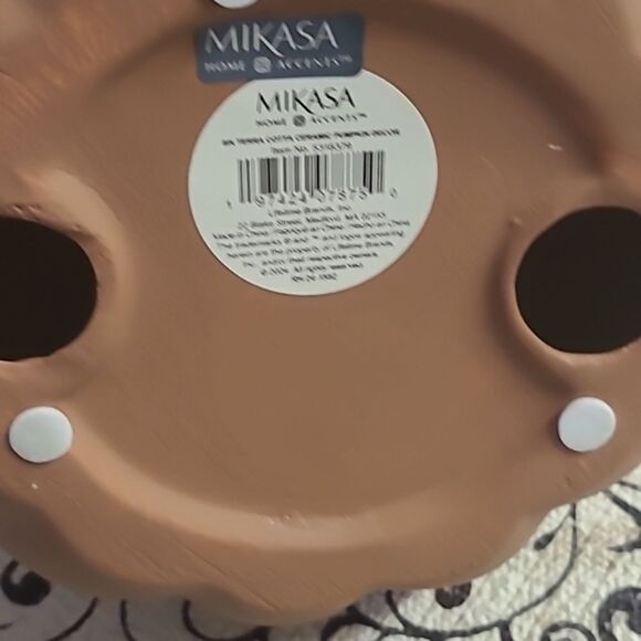 Mikasa Pumpkin - Picture 6 of 7